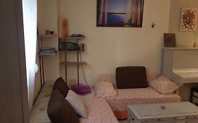 Comfy Home 35Sqm Near National Garden